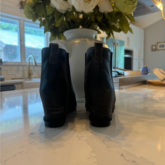 Sorel mini boots black - Picture 3 of 9